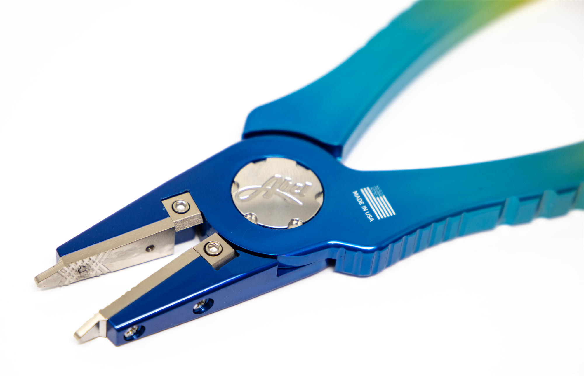 Jaw and cutter detail of Abel Pliers Custom Shop Flats Fade