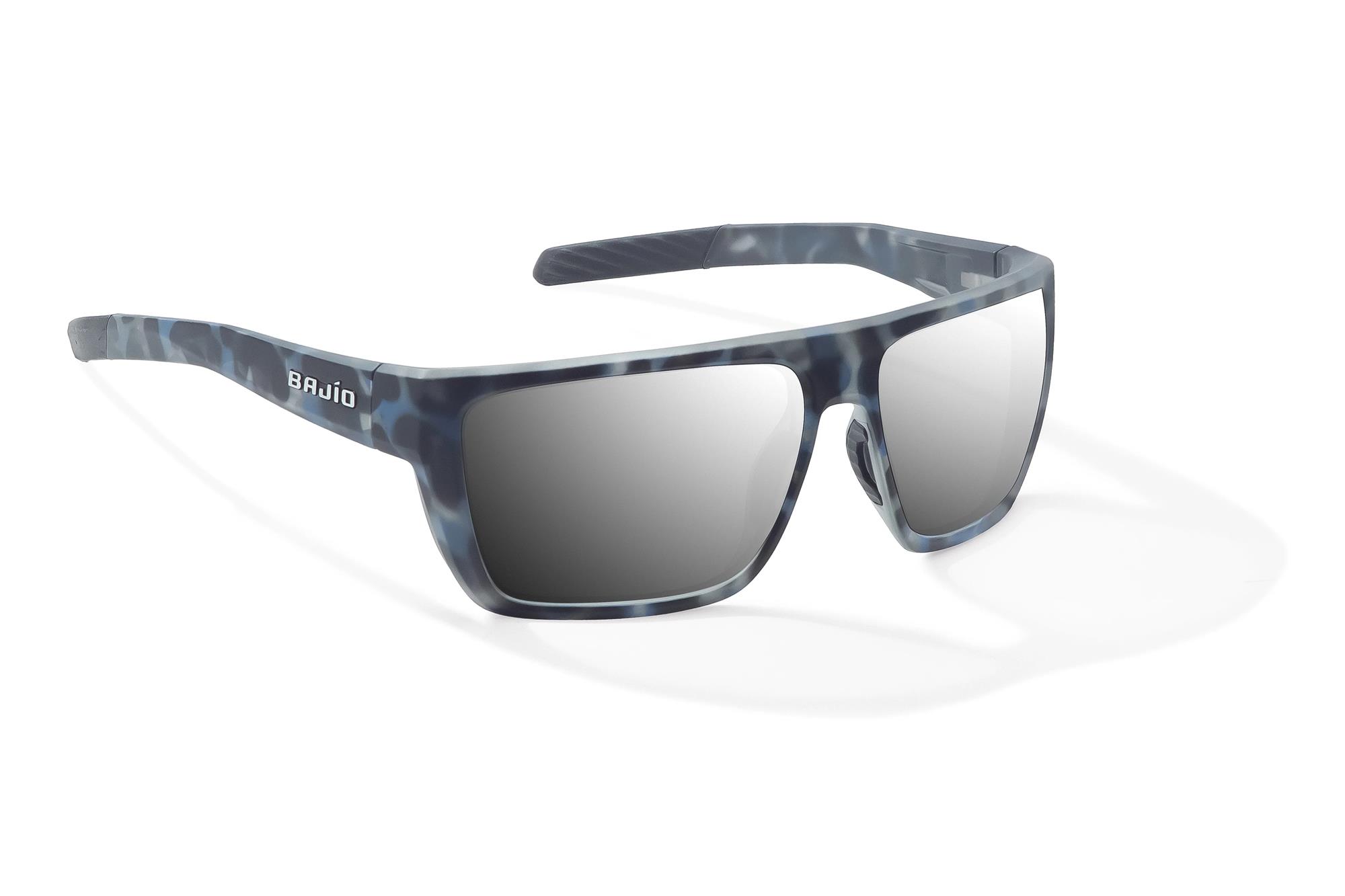 Bajío Zapata polarized eyewear for reducing glare on open water