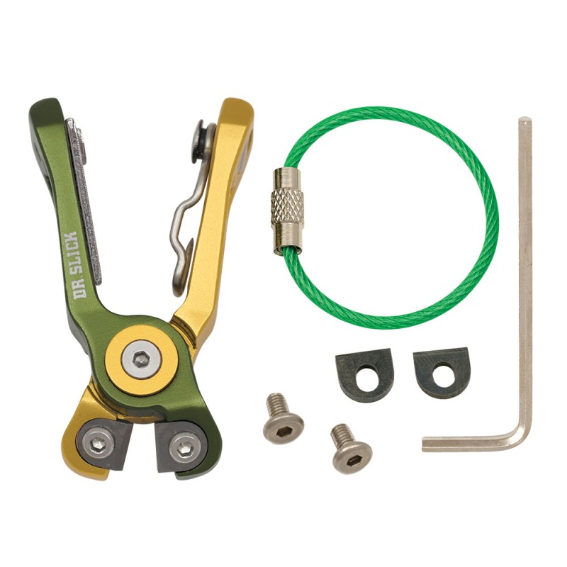 Dr. Slick Cyclone offset fly fishing nipper in green and gold with angled tungsten carbide cutters and spare hardware