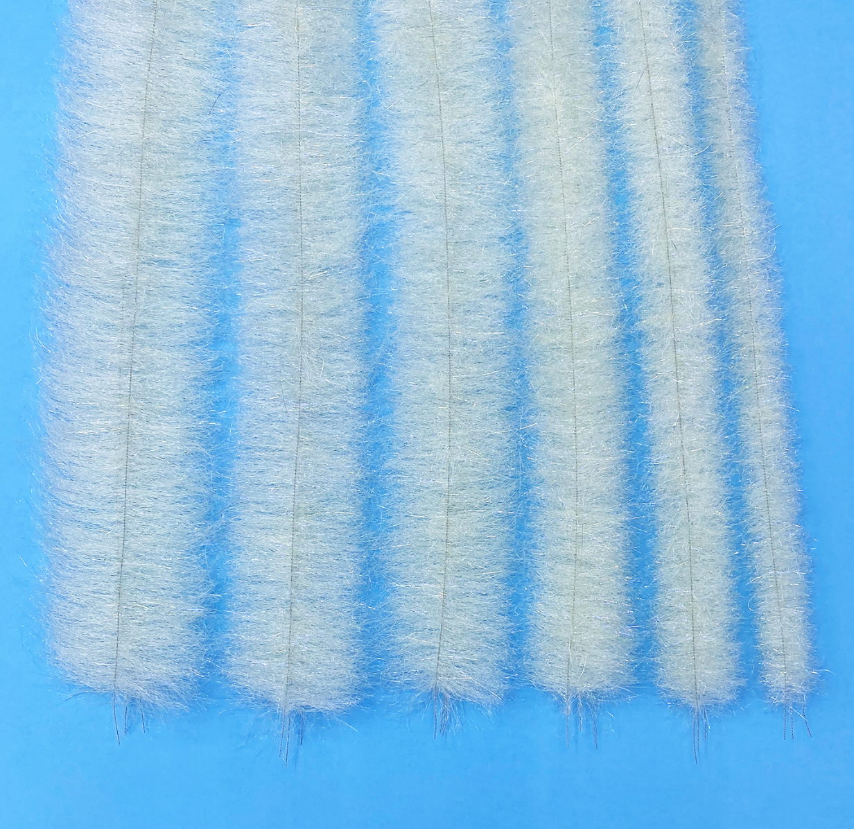 Tying articulated flies more quickly with EP Articulated Brush Set.