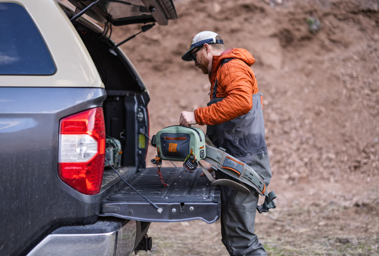 Fishpond Thunderhead Submersible Lumbar Pack Small is a best waterproof fly fishing pack.