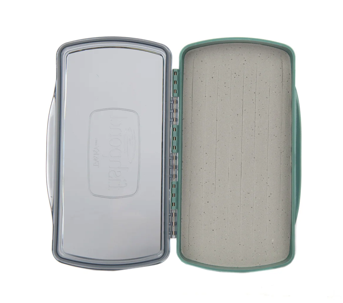 Open empty Fishpond Tacky Pescador Dynamic Foam Clear Lid Fly Box Medium