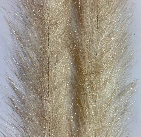 A go to fly tying material for people who love tying pike and musky flies