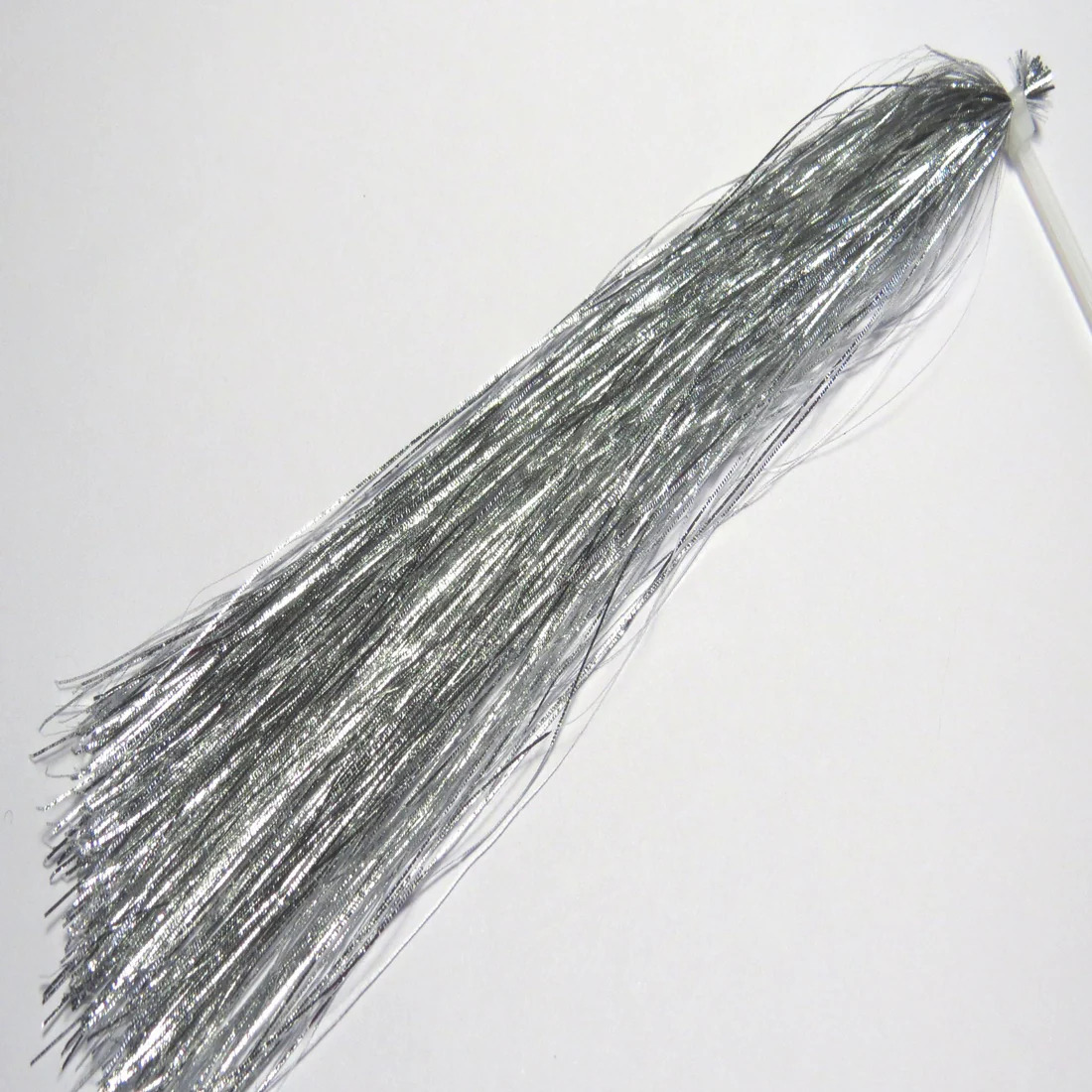 Gliss’N Glow Silver corrugated flash material for baitfish streamers, steelhead, and salmon tube flies