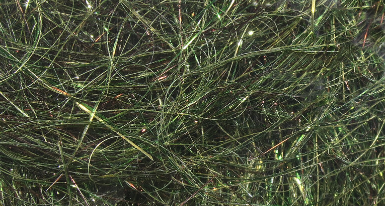 Hareline Ice Wing Fiber Minnow Back