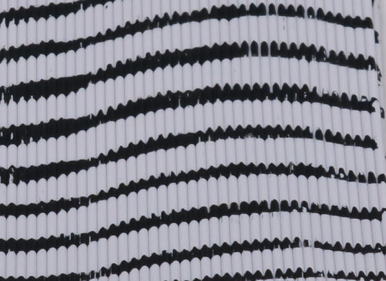 Hareline Tarantu-Leggs White Black Barred