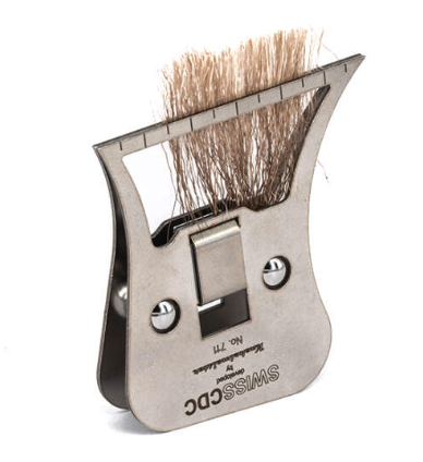 Kuchelmeister Multi Clamp with fur in it.