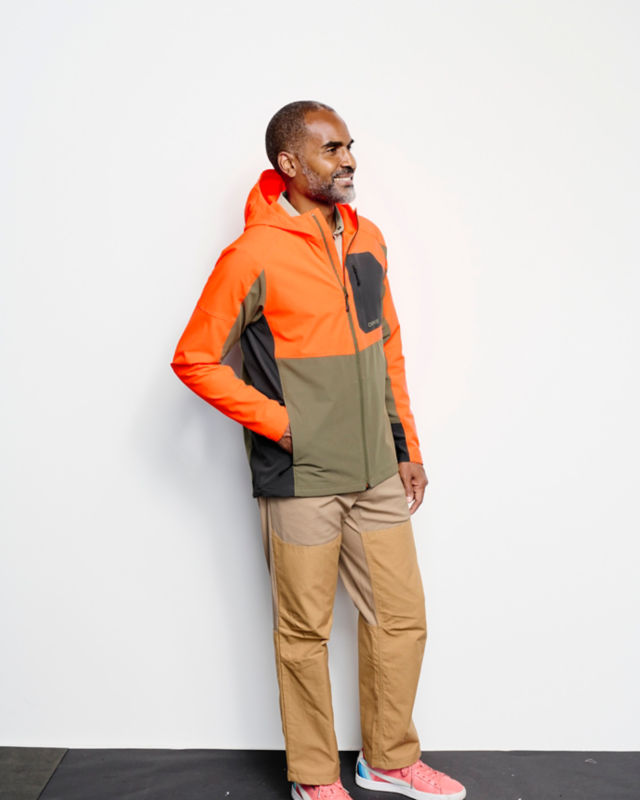 Orvis Men's PRO LT Softshell Hoodie Orvis Fly Fishing Clothing For