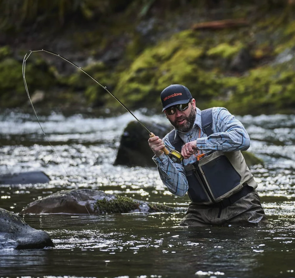 Fleece-lined chest hand warmer pockets in Grundens Boundary Stockingfoot ZIP Waders for cold weather