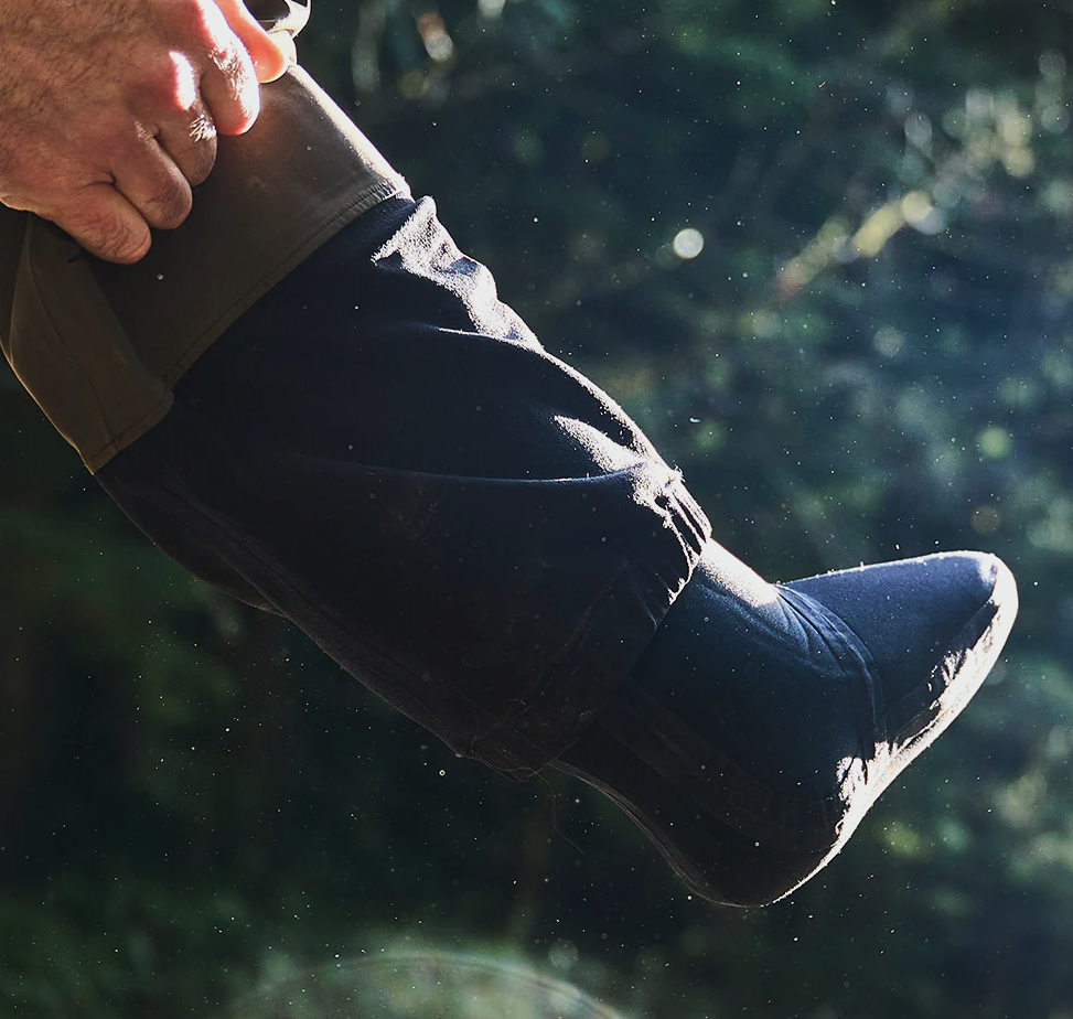 High-performance Grundens Boundary ZIP Waders with anatomically placed seams to reduce wear