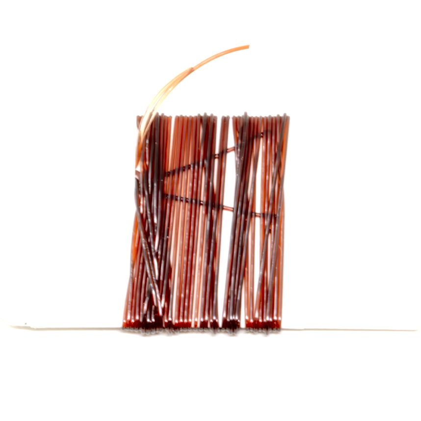 Durable and flexible Midge Stretch Rib fly tying material for enhanced realism.