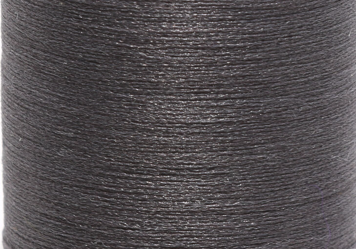 Uni Thread for Fly Tying Mastery: Durable, Flexible, and Vibrant