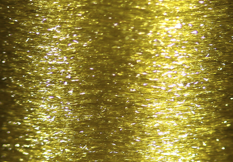 Veevus Body Quill in light olive, perfect for creating eye-catching and effective fly lures