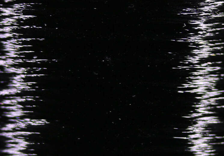 Strong and durable Veevus Floss in black, perfect for crafting resilient fishing flies