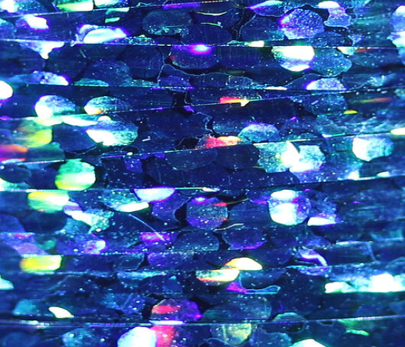Teal Veevus Holographic Tinsel, perfect for tying flies with a unique, aquatic-inspired sheen