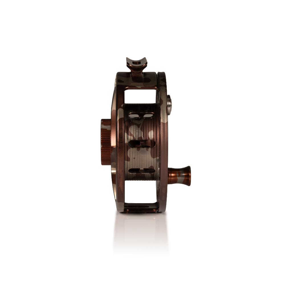 atch Iconic 5 Plus reel camo finish side angle showing structural frame stability and ported arbor