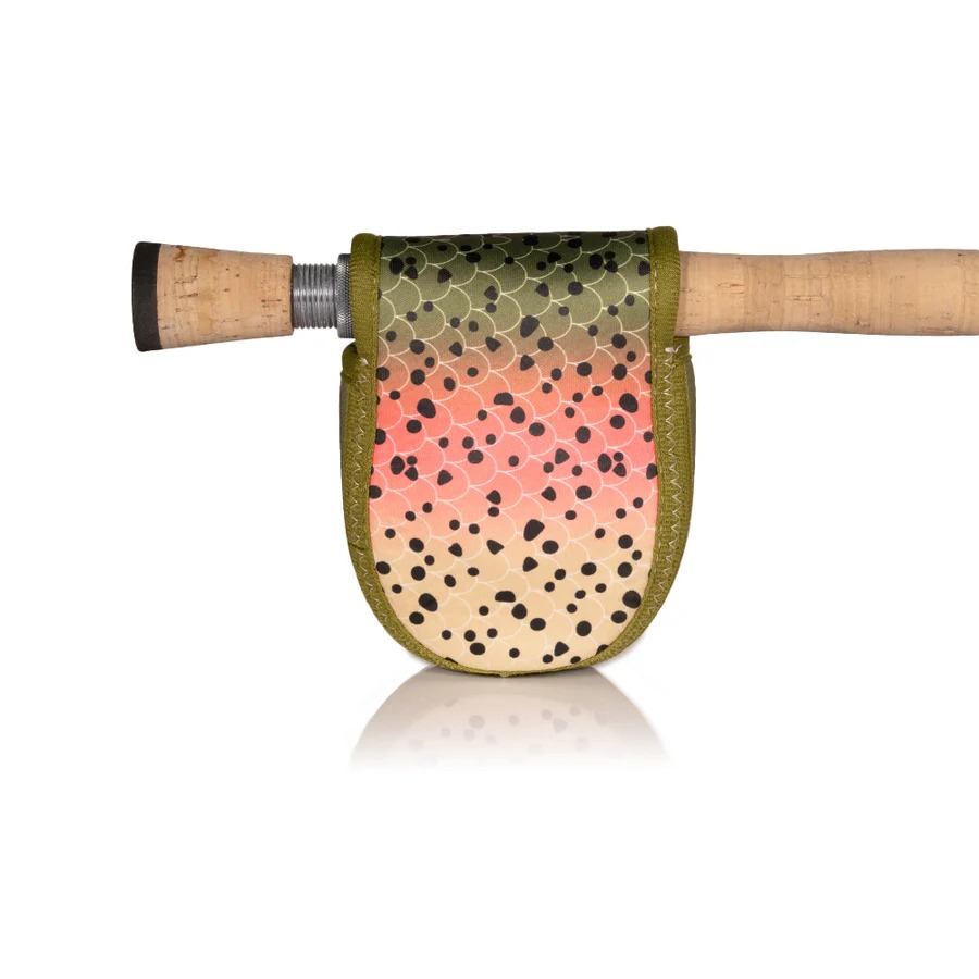 Fly fishing reel pouch for Hatch Iconic reels with protective wrap-around design