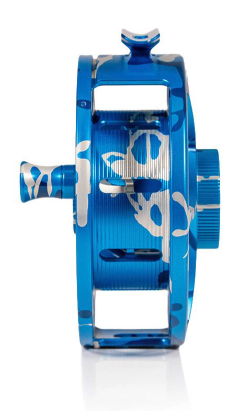 Arbor view of Hatch Iconic Fly Reel 7 Plus Limited Edition Splash Camo Large Arbor