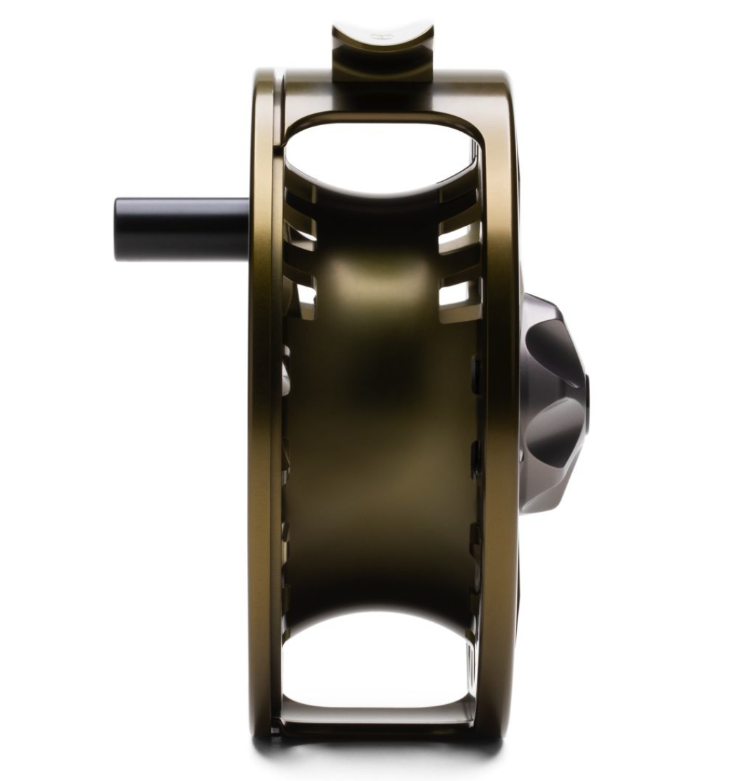 Sleek Lamson Guru S Fly Fishing Reel Perfect for Freshwater Fishing