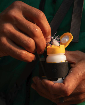 Loon Silicone Double Barrel Caddy Dipping Fly