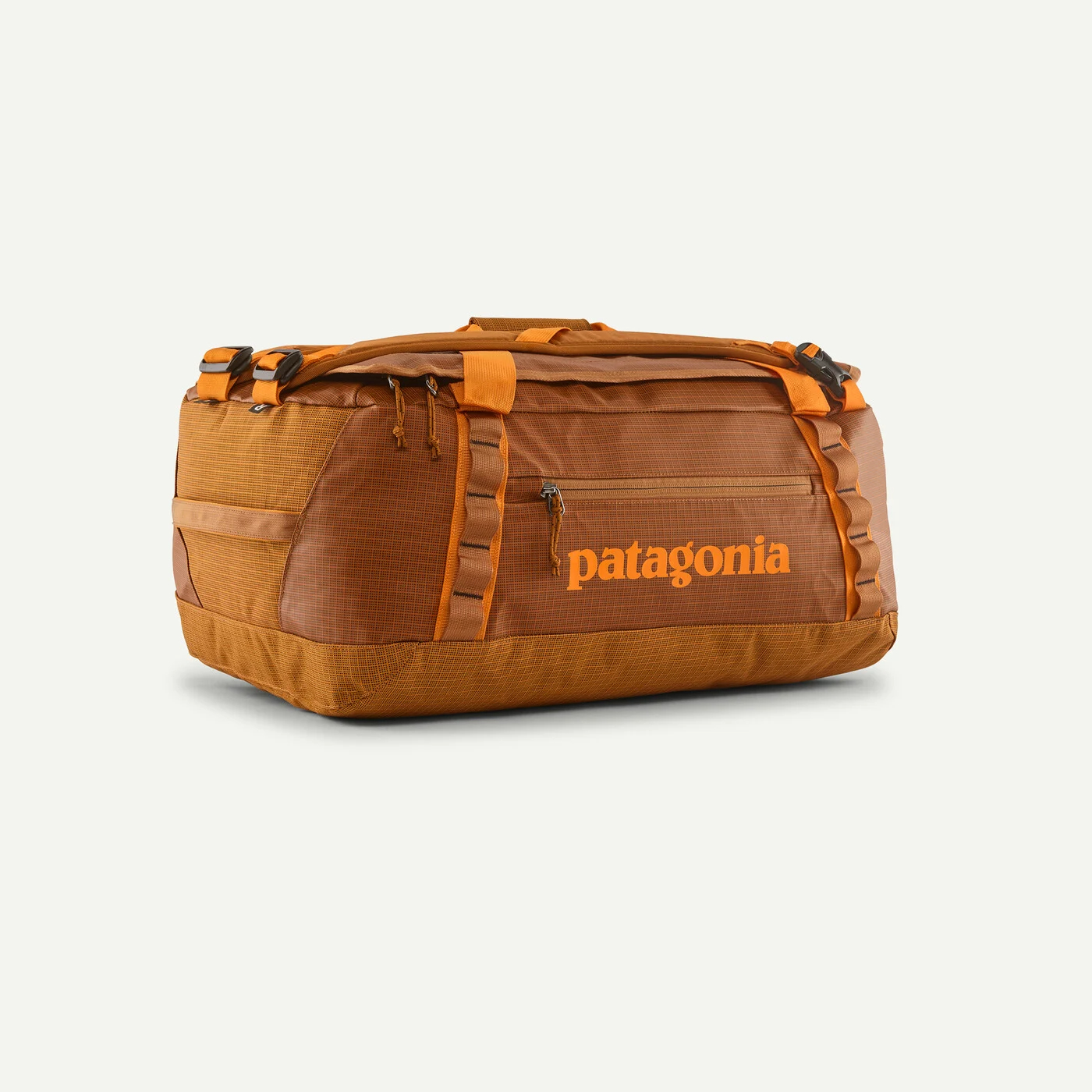 Patagonia Black Hole Duffel 40L in Cinnamon Brown with recycled ripstop fabric for weekend travel and outdoor adventures