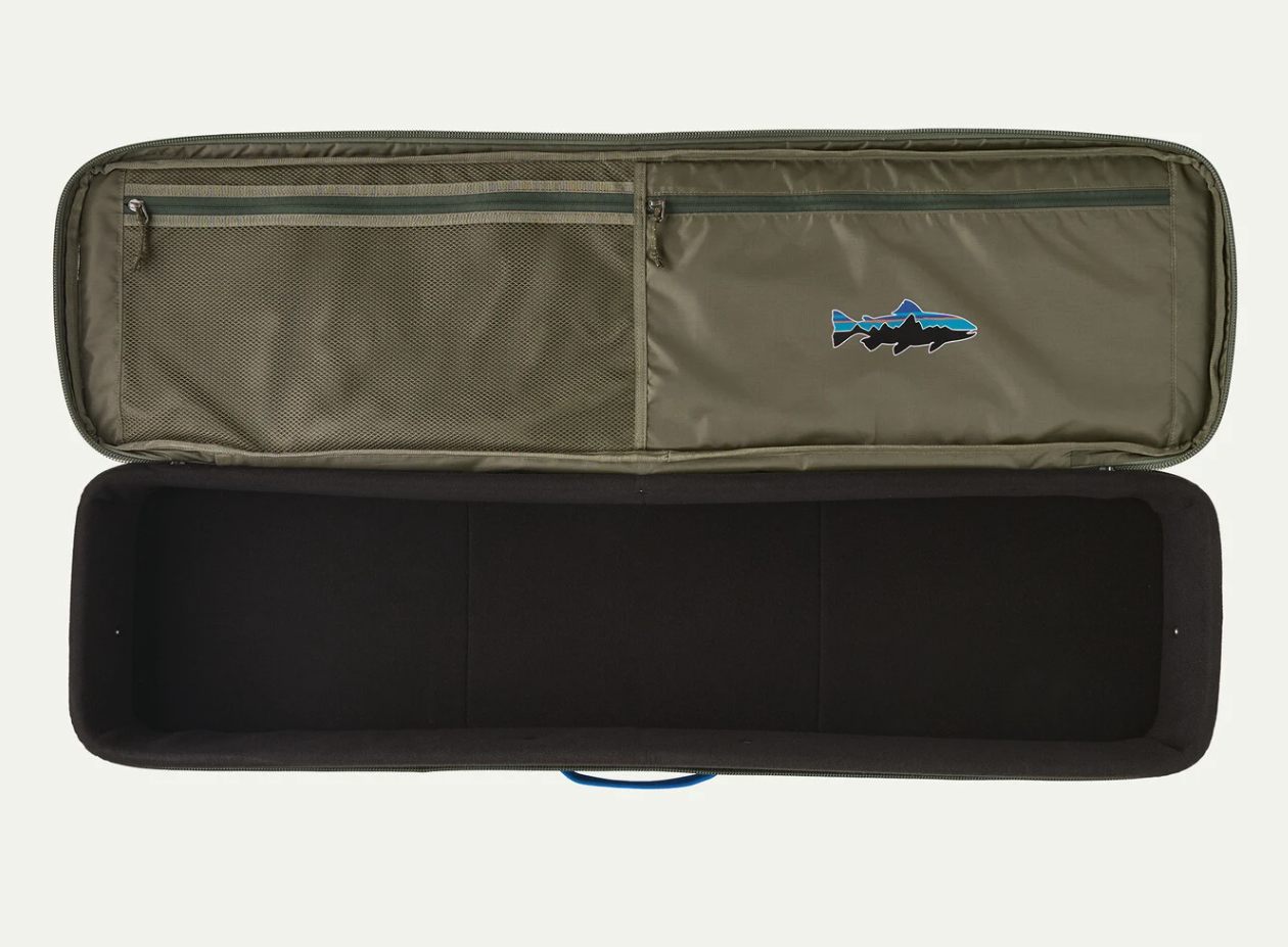 Open without dividers Patagonia Black Hole Rod Case