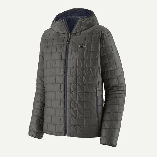 Men’s lightweight Patagonia insulated jacket with PrimaLoft Gold for camping, travel, and outdoor layering