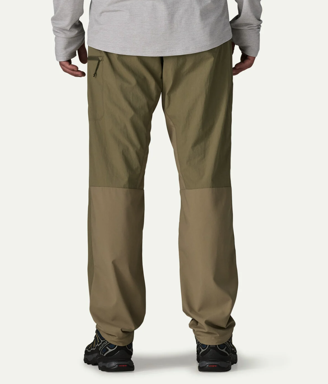 Back of model wearing Patagonia Men's Sandy Cay Pants