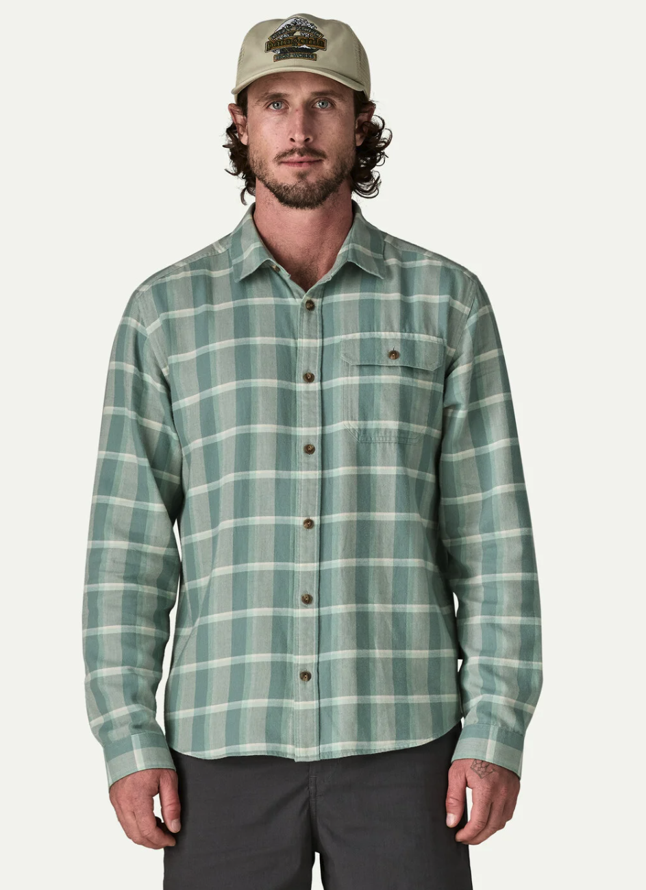 Model wearing  Patagonia Long-Sleeved Lightweight Fjord Flannel Shirt MLSA