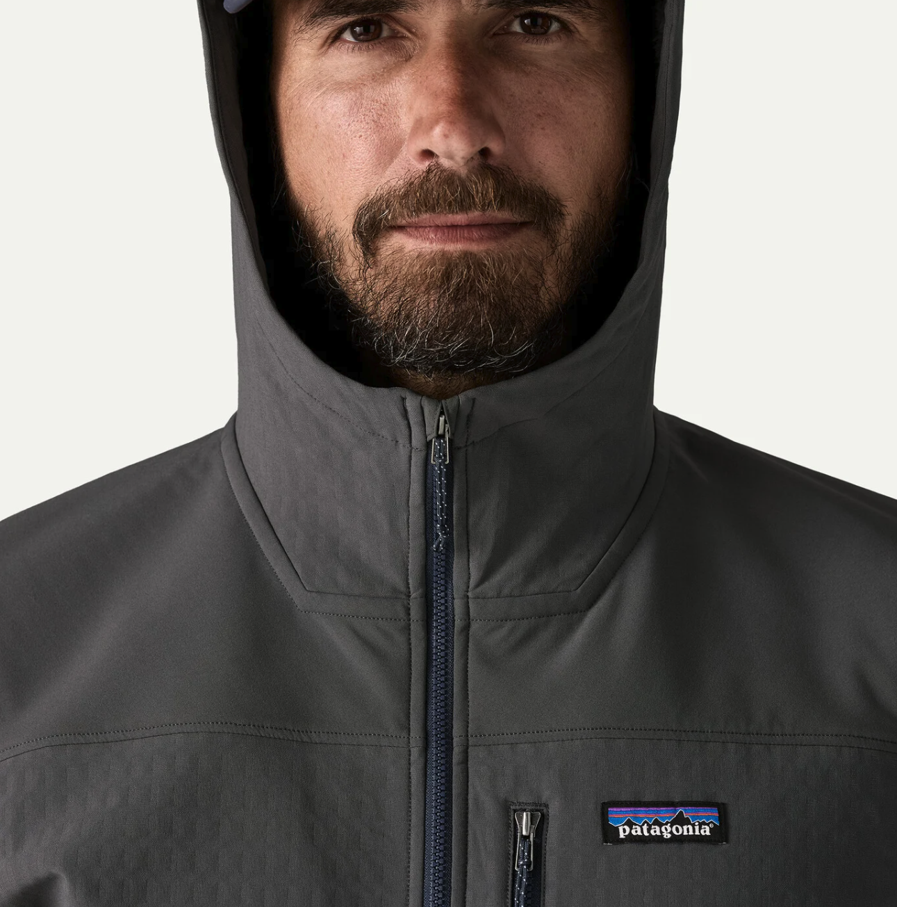 Detail of Patagonia R2 TechFace Pullover zipped up