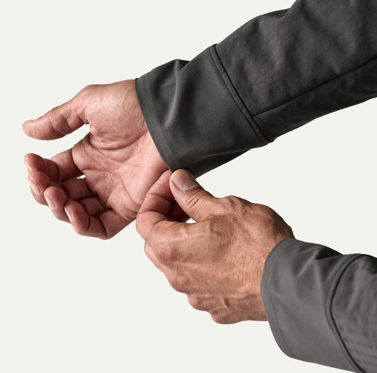 Cuff detail image of Patagonia R2 TechFace Pullover