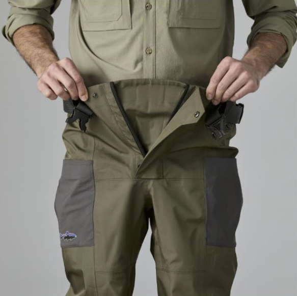 Fly open on man wearing Patagonia Swiftcurrent Traverse Wading Pants