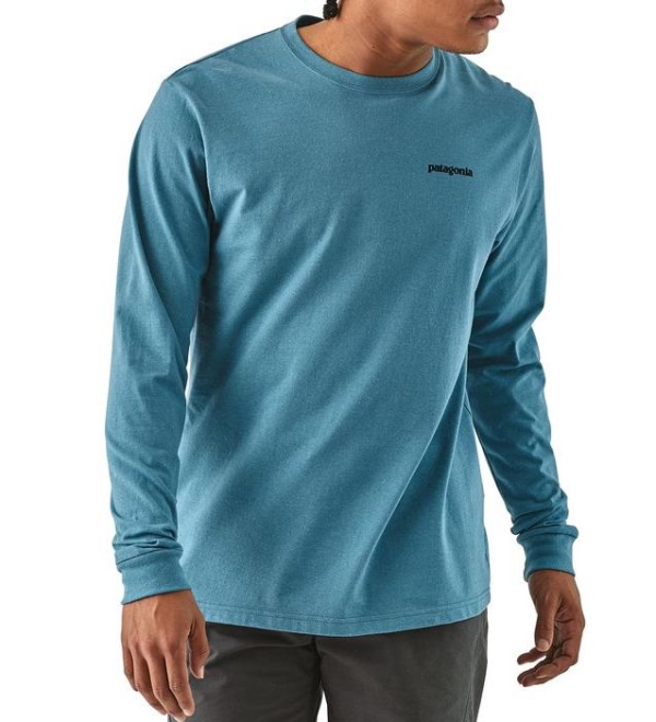 Patagonia Long-Sleeved Fitz Roy Trout Responsibili-Tee Mako Blue Model Front Patagonia Long-Sleeved Fitz Roy Trout Responsibili-Tee Mako Blue Model Front