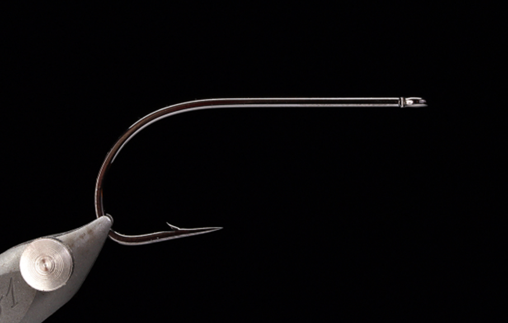 barbed fish hook in toe Trebble hook fish lure injury through foot