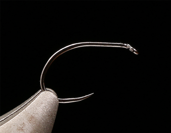 Kona BC1 Curved Nymph Scud Pupa Barbless Hook Kona BC1 Curved Nymph Scud Pupa Barbless Hook
