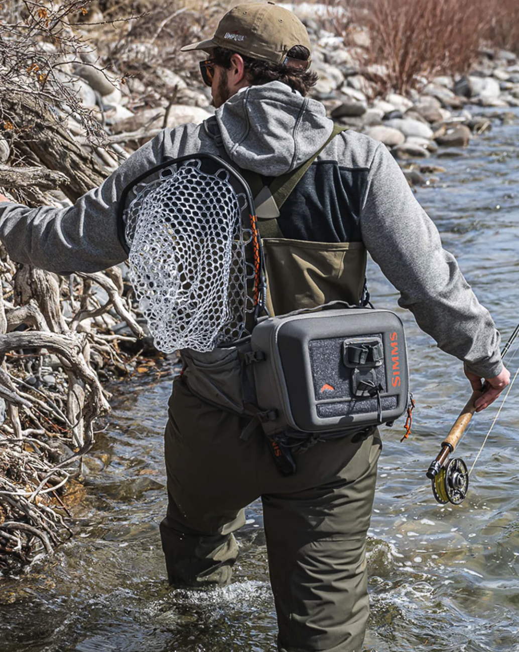 Simms Daymaker Landing Net Small Action