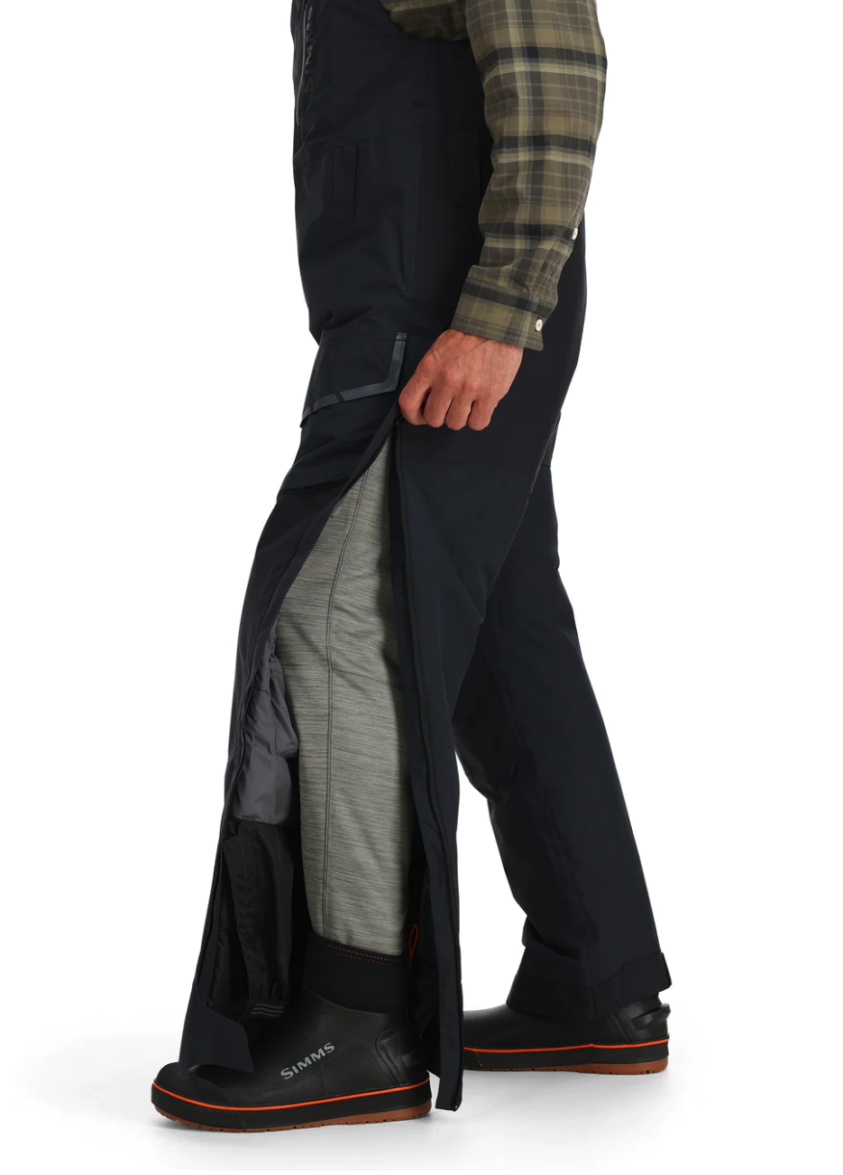 Simms Challenger Bib offers windproof and breathable fabric for added comfort.