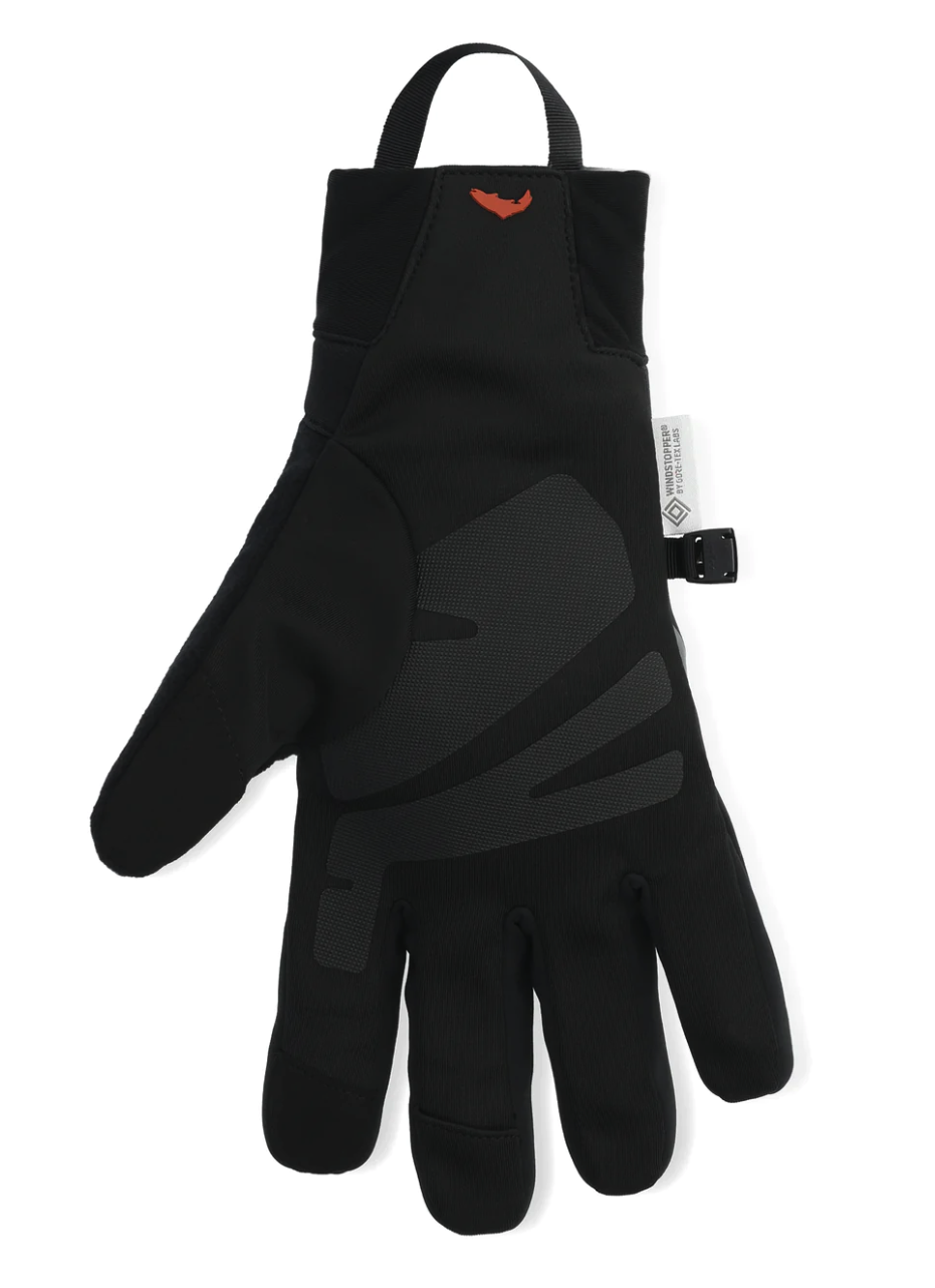 Simms fishing gloves with breathable WINDSTOPPER® technology.