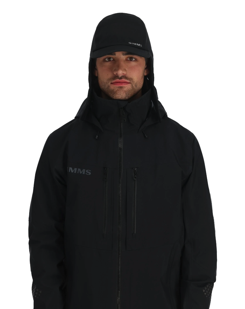 Durable and stylish Simms ExStream Cap ideal for enhancing comfort in chilly outdoor environments.