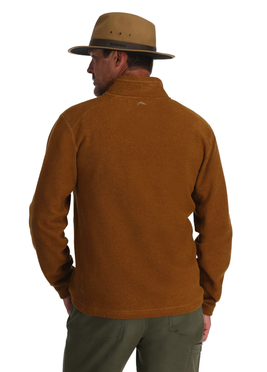 Lightweight Simms Rivershed fleece with a cozy fit for anglers.