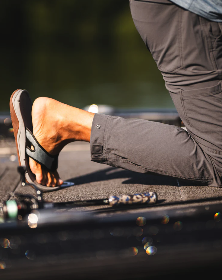 Simms Driftless Wade Pants with stretch fabric for mobility.