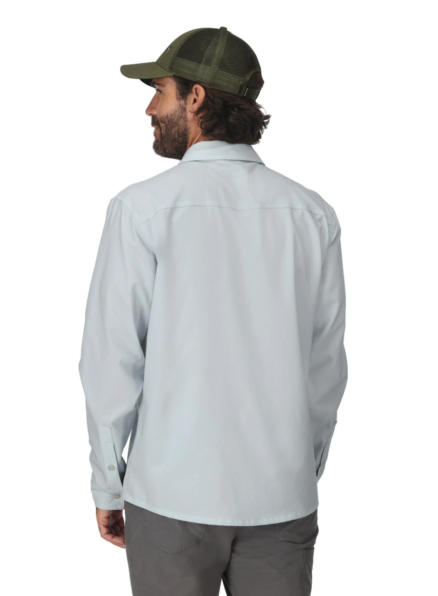 Rear view of model wearing Simms No-See-Um Bugstopper LS Shirt.