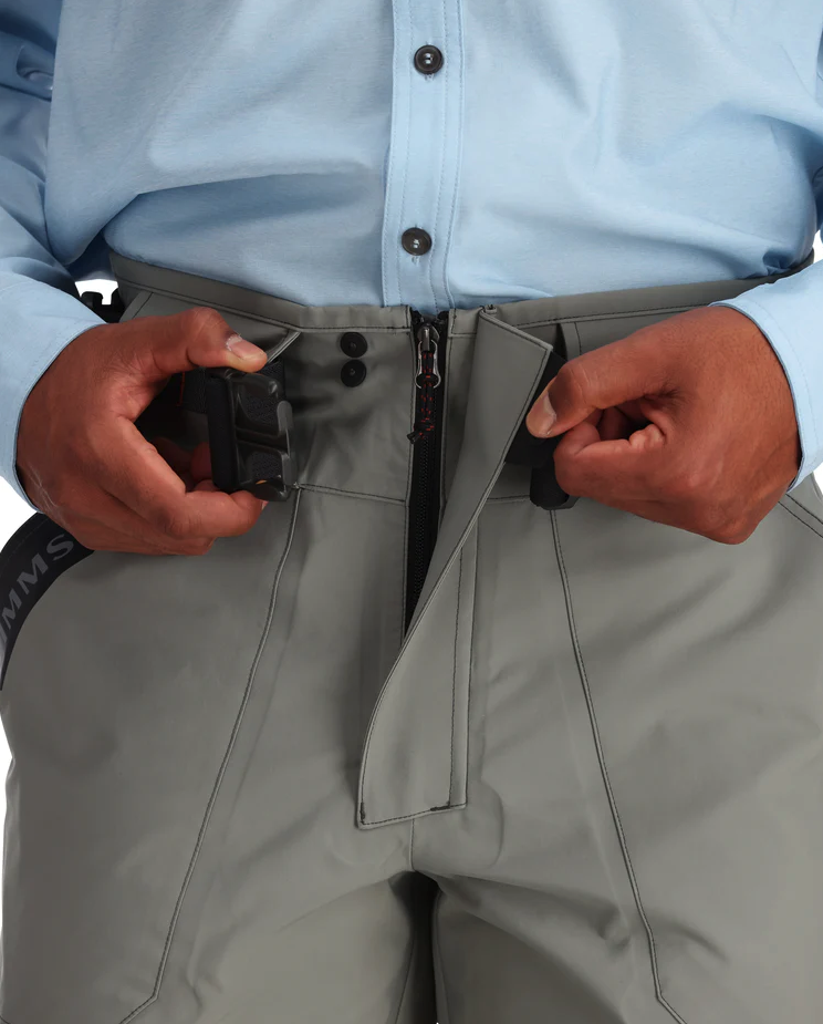 Articulated fit with front and back leg seams for improved mobility in Simms Freestone Pant Waders