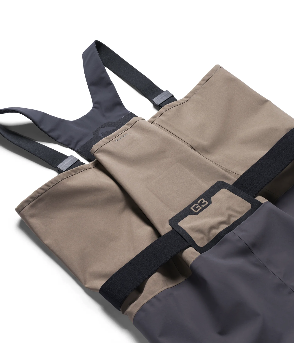 Simms G3Z Pro Guide fishing waders showing rear shoulder suspension, adjustable wading belt and G3 logo