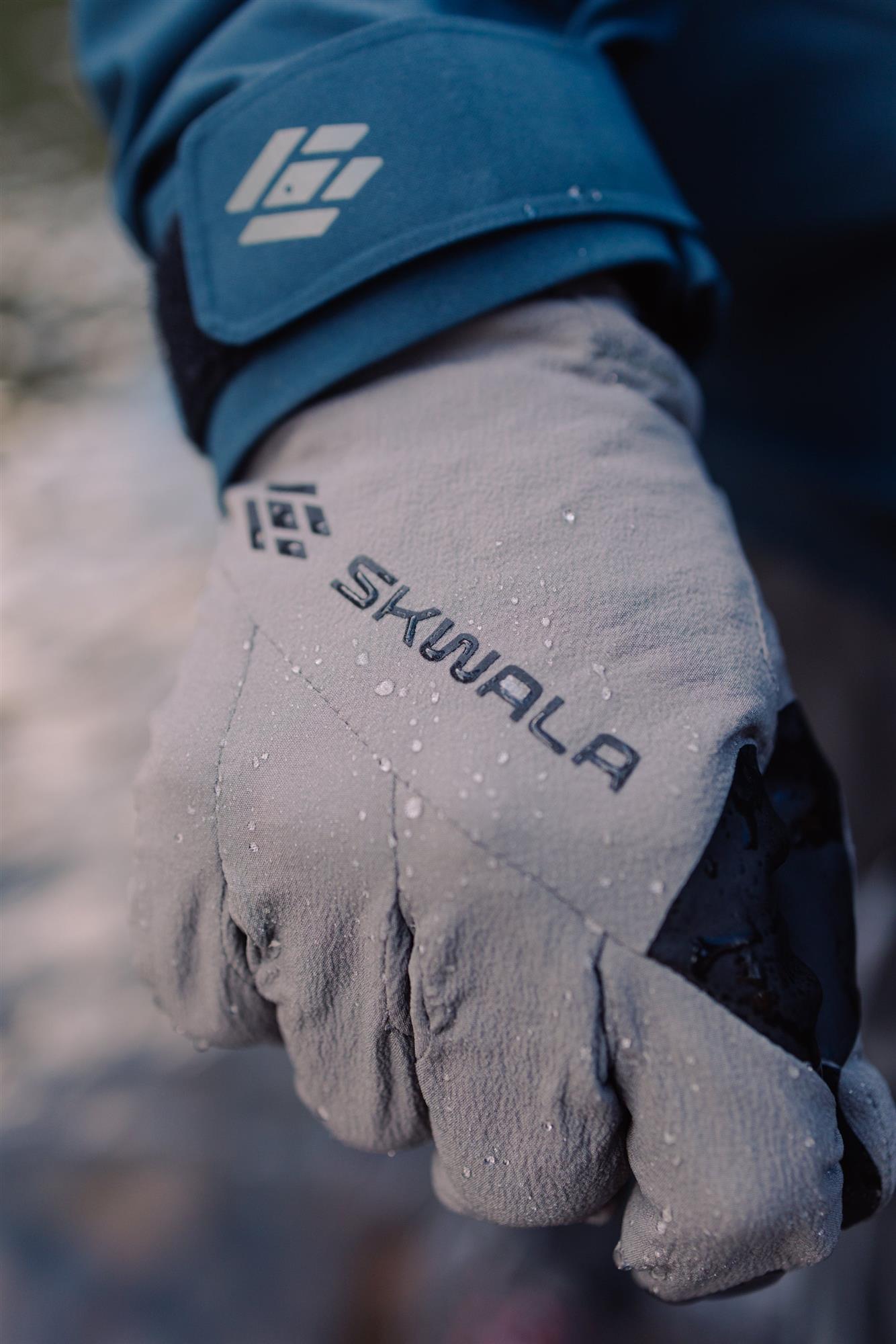 Close-up of Skwala RS Waterproof Gloves reinforced palm grip for handling fly line