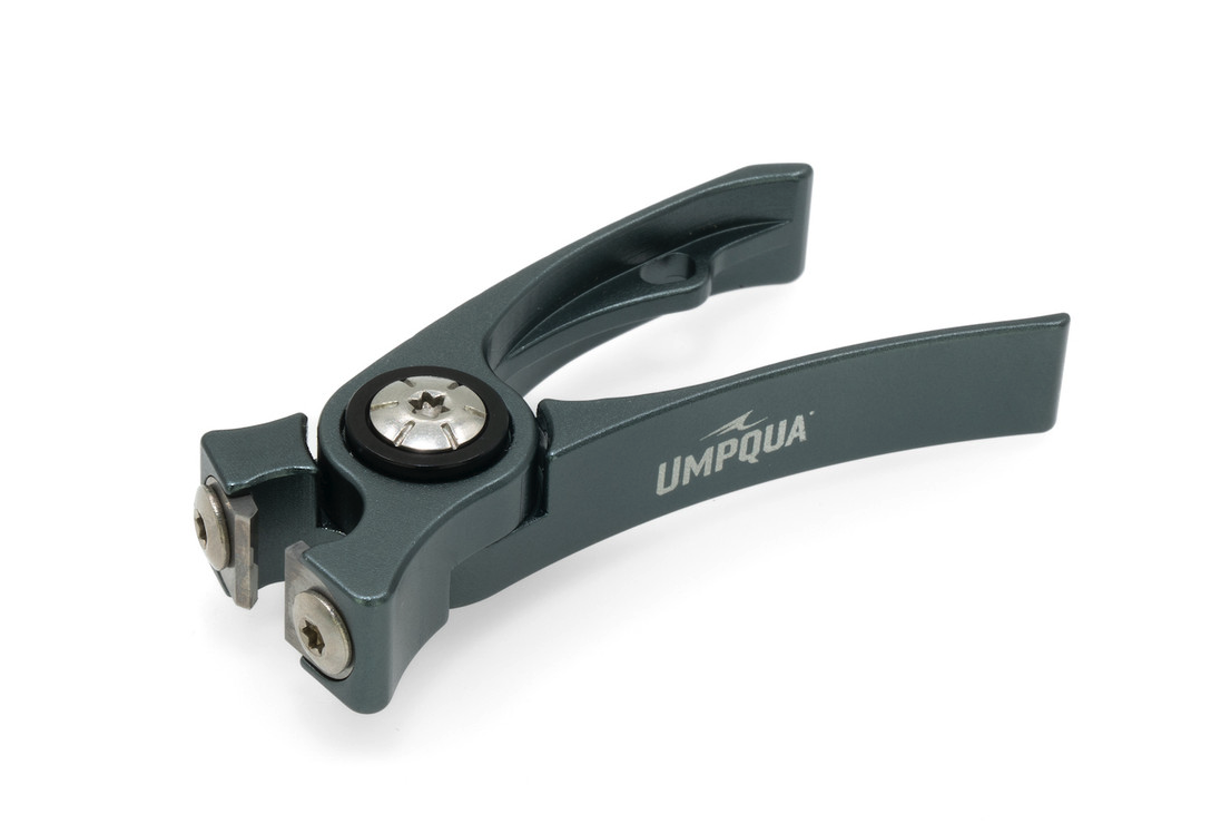 Pair of Gunmetal Umpqua RiverRun Nippers