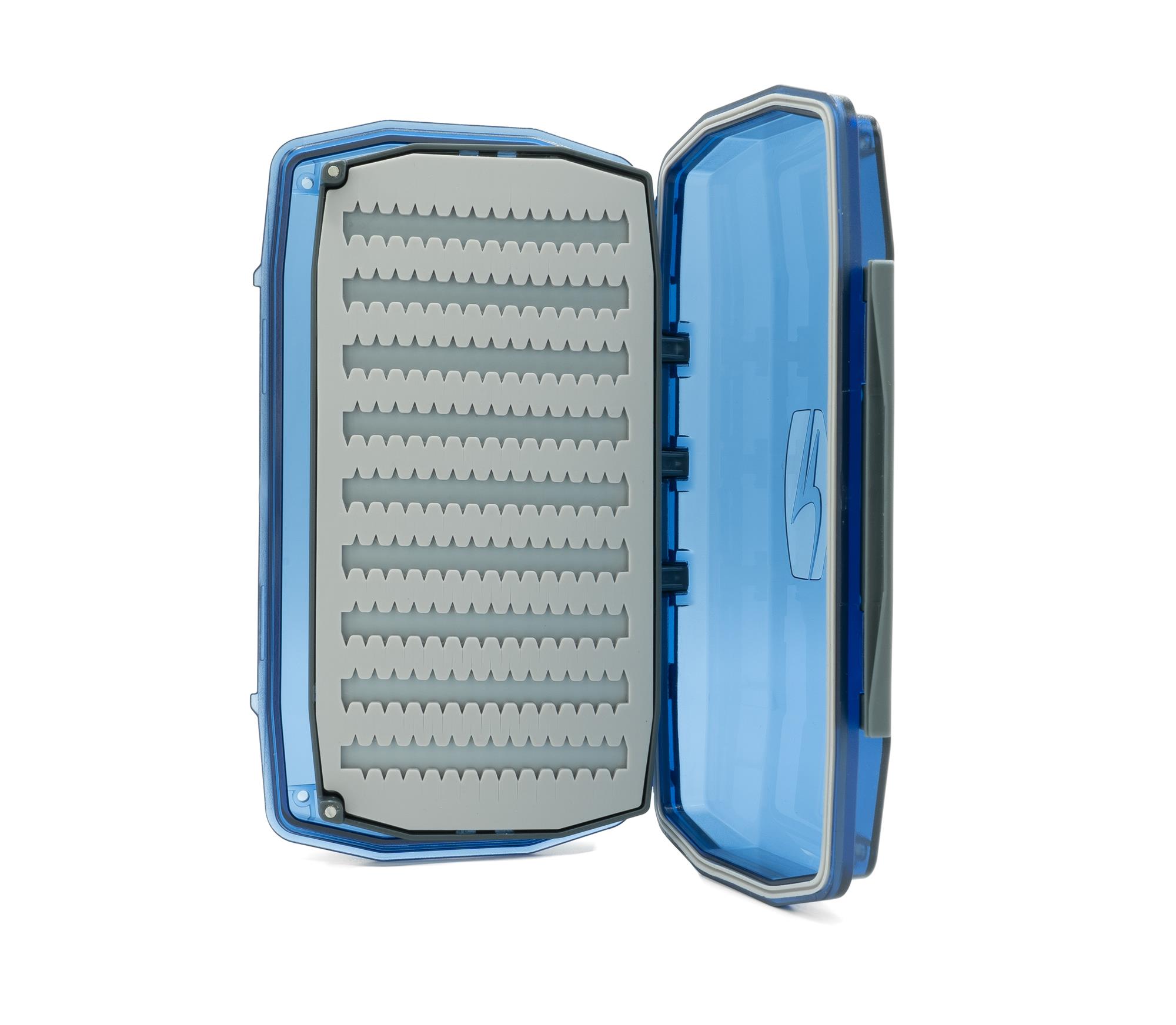 Umpqua UPG Silicone Waterproof Essential Fly Box Blue Open 2