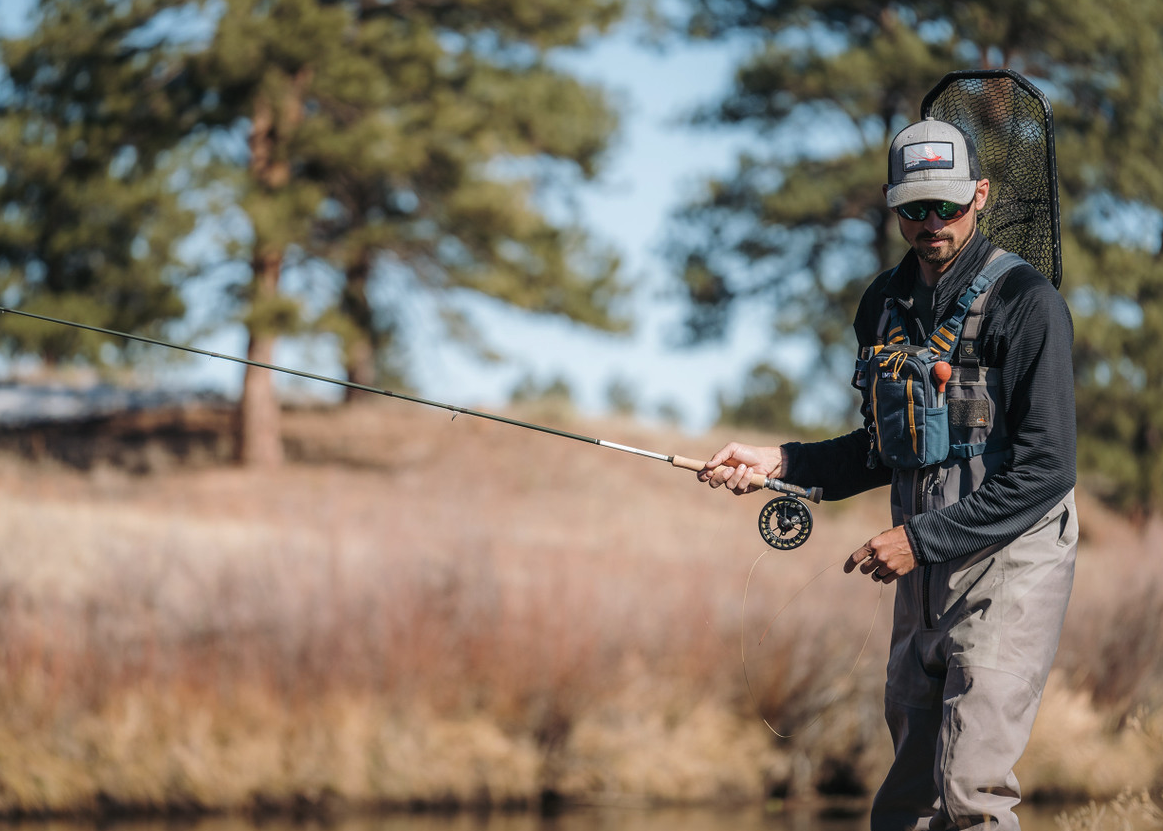 Angler fishing in Umpqua NorthFork Small Chest