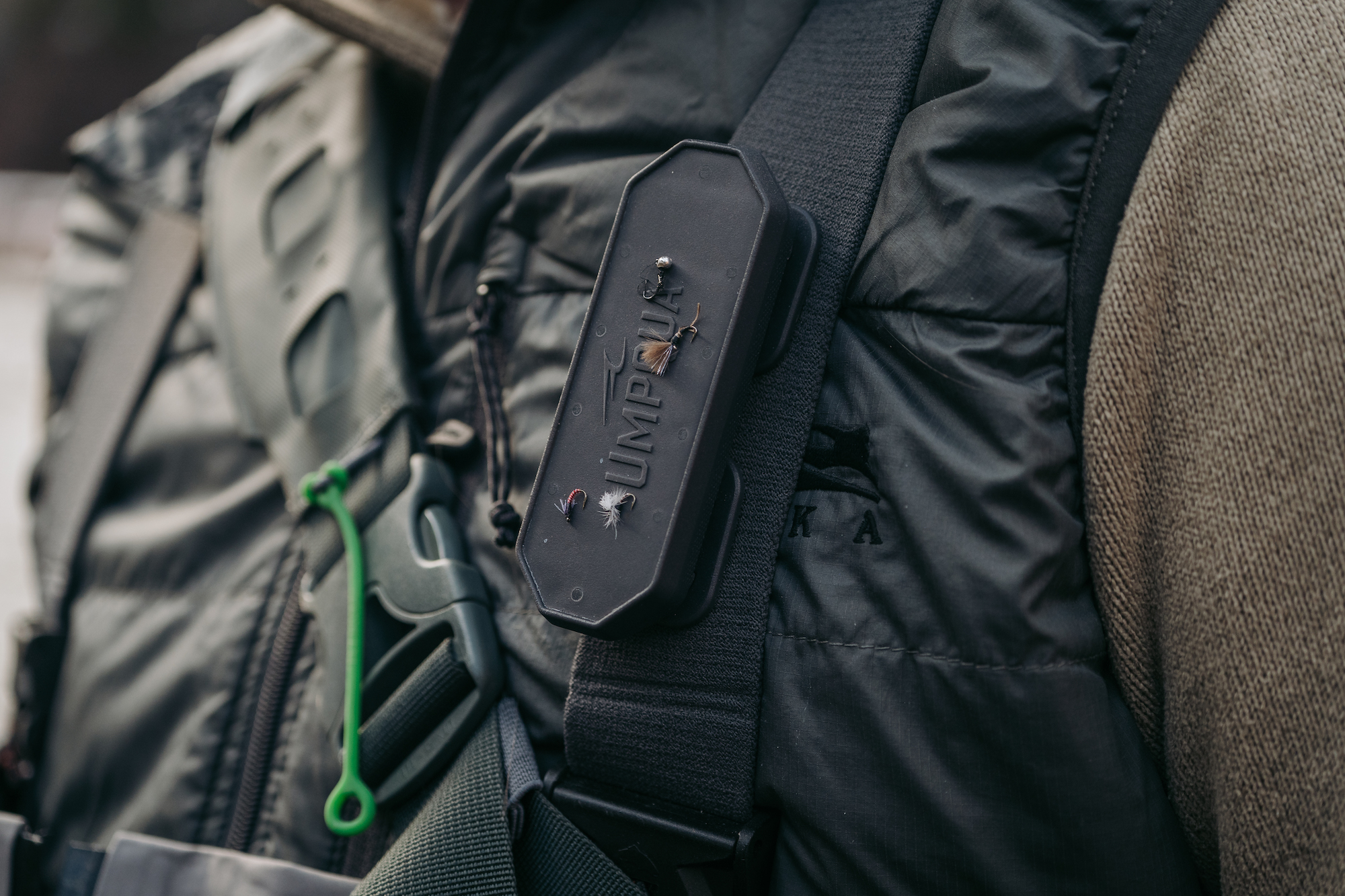 Umpqua LINK HatchPad double magnetic fly dock for drying multiple flies