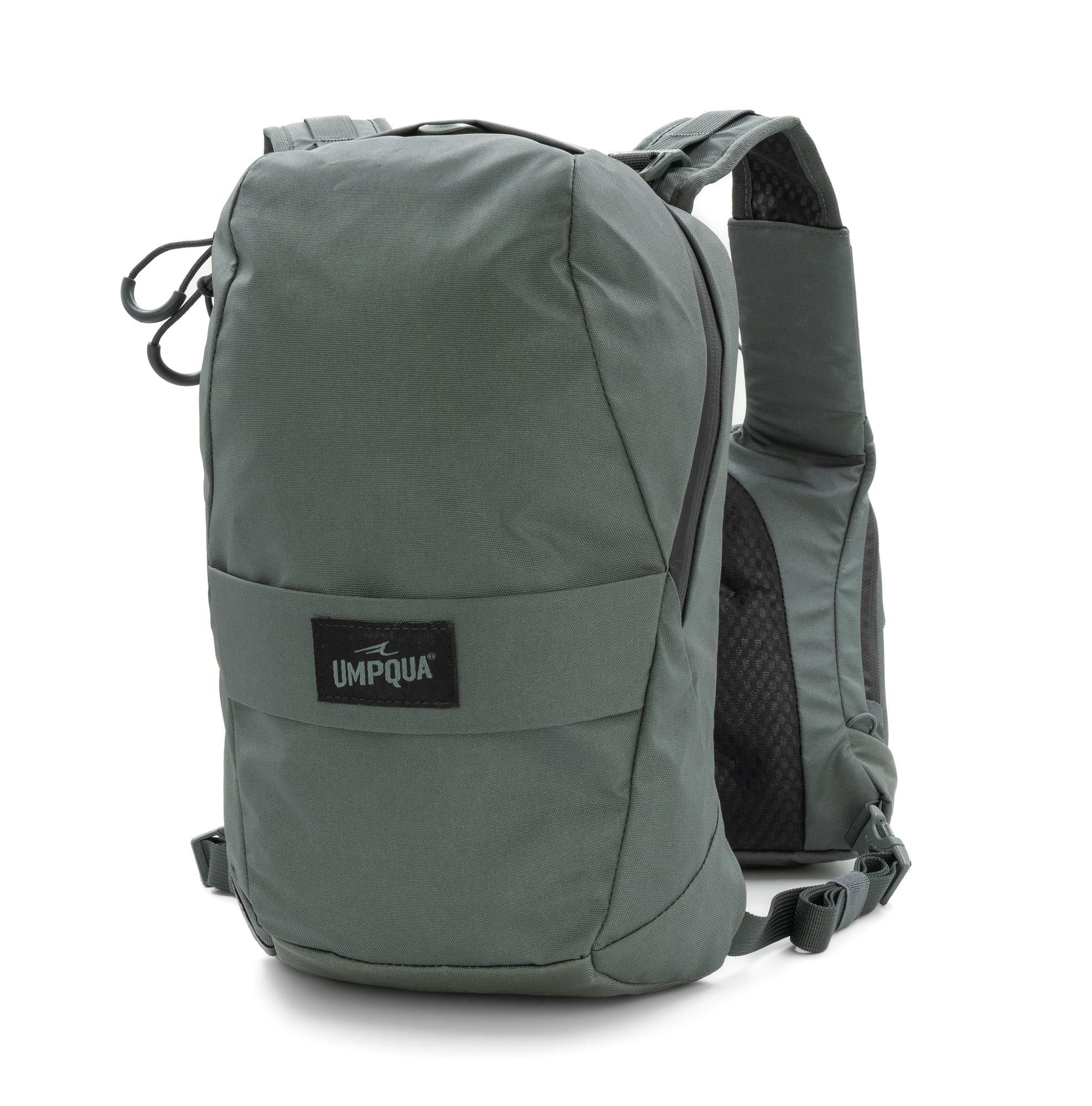 Umpqua Overlook chest pack with detachable backpack rear view fly fishing chest pack system with back storage panel